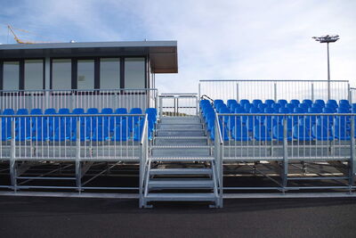 Bender Tribünen Bühnen Stadien Bad Schönborn Deutschland 180